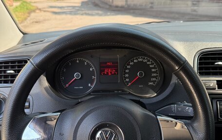 Volkswagen Polo VI (EU Market), 2012 год, 650 000 рублей, 10 фотография