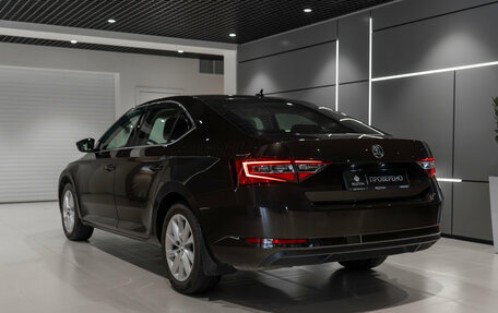 Skoda Superb III рестайлинг, 2017 год, 2 595 000 рублей, 4 фотография