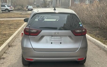 Honda Fit, 2020 год, 1 500 000 рублей, 2 фотография
