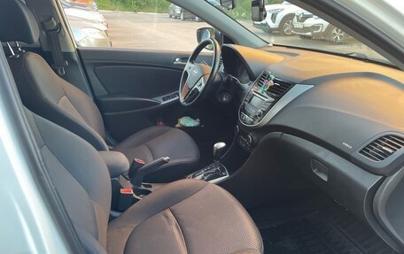 Hyundai Solaris II рестайлинг, 2015 год, 1 300 000 рублей, 7 фотография
