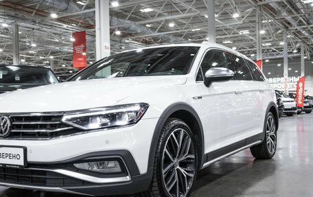Volkswagen Passat B8 рестайлинг, 2019 год, 3 899 700 рублей, 7 фотография