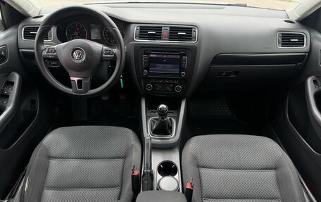 Volkswagen Jetta VI, 2012 год, 999 000 рублей, 7 фотография
