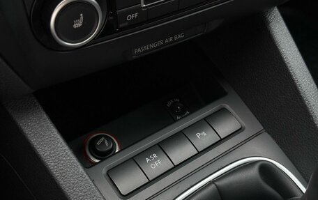 Volkswagen Jetta VI, 2012 год, 999 000 рублей, 16 фотография