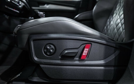 Audi Q5, 2019 год, 3 799 700 рублей, 27 фотография