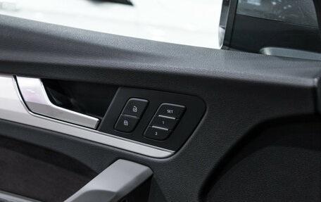 Audi Q5, 2019 год, 3 799 700 рублей, 29 фотография