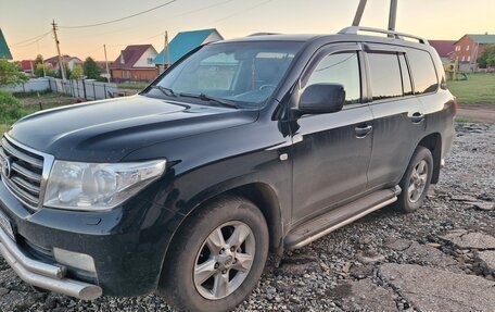 Toyota Land Cruiser 200, 2011 год, 3 000 000 рублей, 1 фотография
