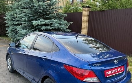 Hyundai Solaris II рестайлинг, 2012 год, 650 000 рублей, 4 фотография