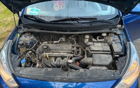 Hyundai Solaris II рестайлинг, 2012 год, 650 000 рублей, 9 фотография