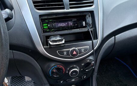 Hyundai Solaris II рестайлинг, 2012 год, 650 000 рублей, 14 фотография