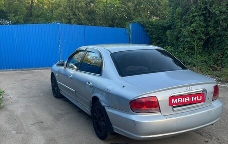Hyundai Sonata IV рестайлинг, 2004 год, 250 000 рублей, 2 фотография