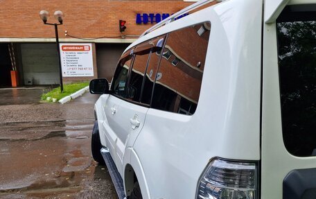 Mitsubishi Pajero IV, 2011 год, 1 950 000 рублей, 21 фотография