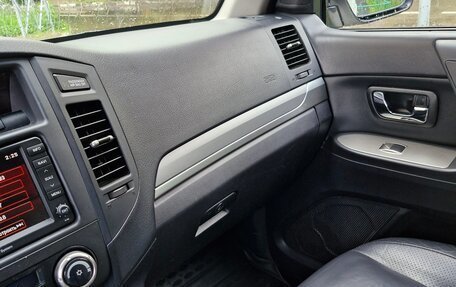 Mitsubishi Pajero IV, 2011 год, 1 950 000 рублей, 20 фотография