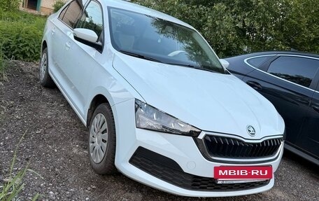 Skoda Rapid II, 2020 год, 1 600 000 рублей, 7 фотография