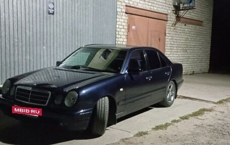 Mercedes-Benz E-Класс, 1997 год, 650 000 рублей, 5 фотография