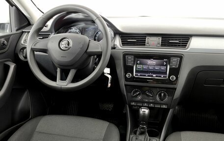 Skoda Rapid I, 2019 год, 1 420 000 рублей, 11 фотография