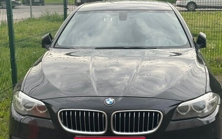 BMW 5 серия, 2013 год, 2 000 000 рублей, 2 фотография