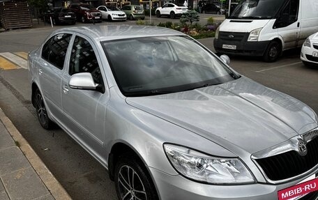 Skoda Octavia, 2011 год, 810 000 рублей, 2 фотография