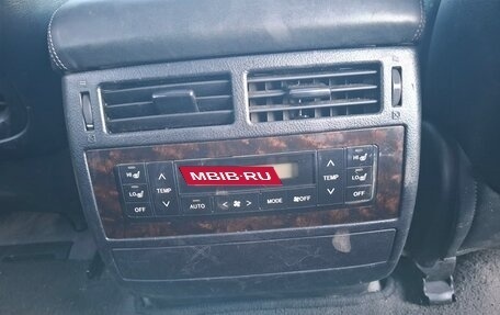 Toyota Land Cruiser 200, 2011 год, 3 000 000 рублей, 12 фотография
