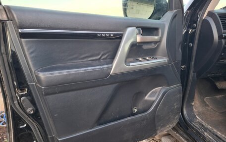 Toyota Land Cruiser 200, 2011 год, 3 000 000 рублей, 14 фотография
