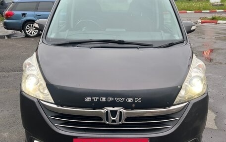 Honda Stepwgn III, 2005 год, 750 000 рублей, 15 фотография