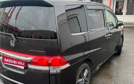 Honda Stepwgn III, 2005 год, 750 000 рублей, 14 фотография