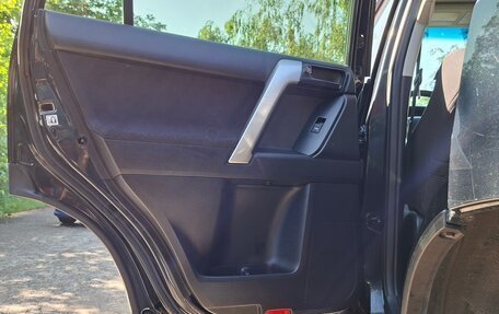 Toyota Land Cruiser Prado 150 рестайлинг 2, 2014 год, 4 200 000 рублей, 14 фотография