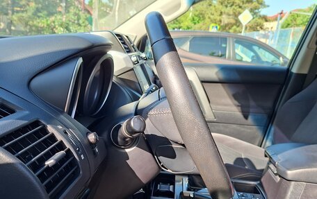 Toyota Land Cruiser Prado 150 рестайлинг 2, 2014 год, 4 200 000 рублей, 18 фотография