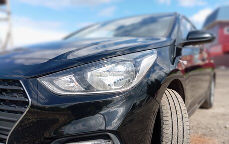 Hyundai Solaris II рестайлинг, 2018 год, 1 550 000 рублей, 3 фотография