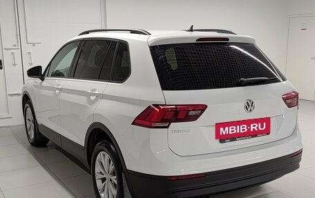 Volkswagen Tiguan II, 2018 год, 2 250 000 рублей, 11 фотография