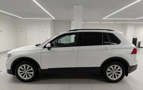 Volkswagen Tiguan II, 2018 год, 2 250 000 рублей, 12 фотография