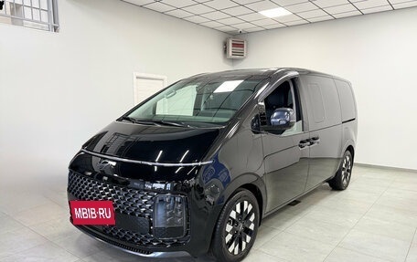 Hyundai Staria, 2024 год, 5 600 000 рублей, 4 фотография