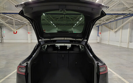 Tesla Model Y I, 2024 год, 6 089 000 рублей, 12 фотография