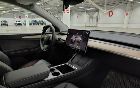 Tesla Model Y I, 2024 год, 6 089 000 рублей, 13 фотография