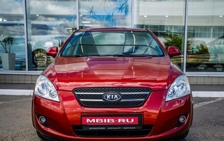 KIA cee'd I рестайлинг, 2008 год, 598 000 рублей, 2 фотография
