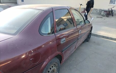 Opel Vectra B рестайлинг, 1997 год, 70 000 рублей, 3 фотография