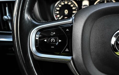 Volvo V60 Cross Country II, 2019 год, 2 434 000 рублей, 14 фотография