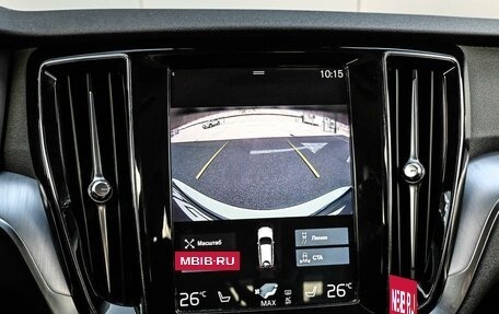 Volvo V60 Cross Country II, 2019 год, 2 434 000 рублей, 21 фотография