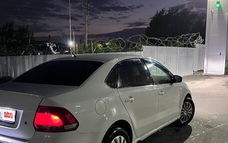 Volkswagen Polo VI (EU Market), 2012 год, 370 000 рублей, 3 фотография