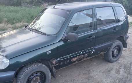 Chevrolet Niva I рестайлинг, 2004 год, 225 000 рублей, 3 фотография