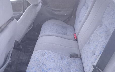 Chevrolet Niva I рестайлинг, 2004 год, 225 000 рублей, 8 фотография
