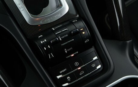 Porsche Cayenne III, 2012 год, 3 069 999 рублей, 21 фотография