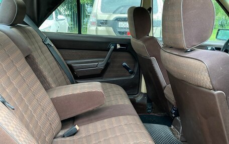 Mercedes-Benz 190 (W201), 1986 год, 350 000 рублей, 11 фотография