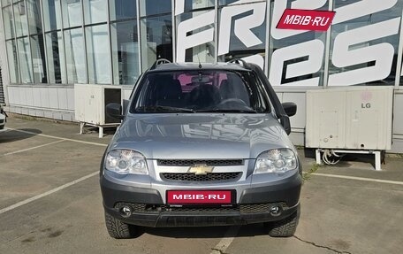 Chevrolet Niva I рестайлинг, 2014 год, 647 000 рублей, 2 фотография