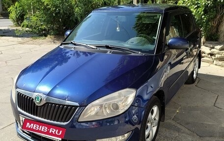 Skoda Fabia II, 2010 год, 650 000 рублей, 2 фотография
