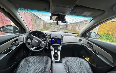 Chevrolet Cruze II, 2013 год, 730 000 рублей, 9 фотография