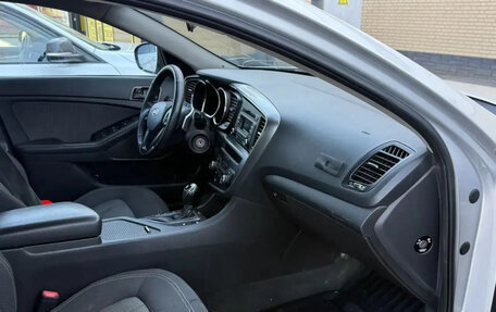 KIA Optima III, 2012 год, 700 000 рублей, 7 фотография