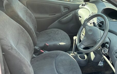 Toyota Vitz, 2001 год, 245 000 рублей, 10 фотография