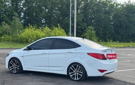 Hyundai Solaris II рестайлинг, 2014 год, 980 000 рублей, 2 фотография
