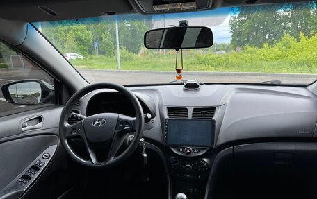 Hyundai Solaris II рестайлинг, 2014 год, 980 000 рублей, 10 фотография