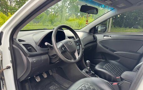 Hyundai Solaris II рестайлинг, 2014 год, 980 000 рублей, 9 фотография